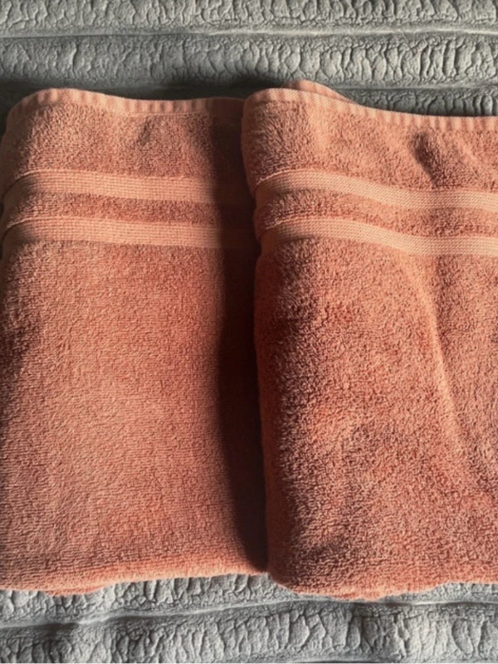 Oversized Soft Coral Bath Towels - Plush Absorbent Set